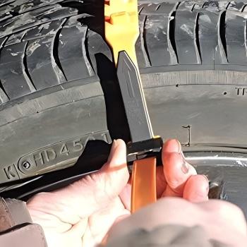 Surprisingly strong grip on icy roads