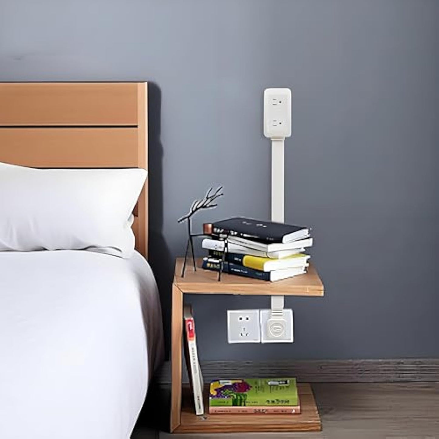 Retractable And Rotatable Electrical Outlet Extender